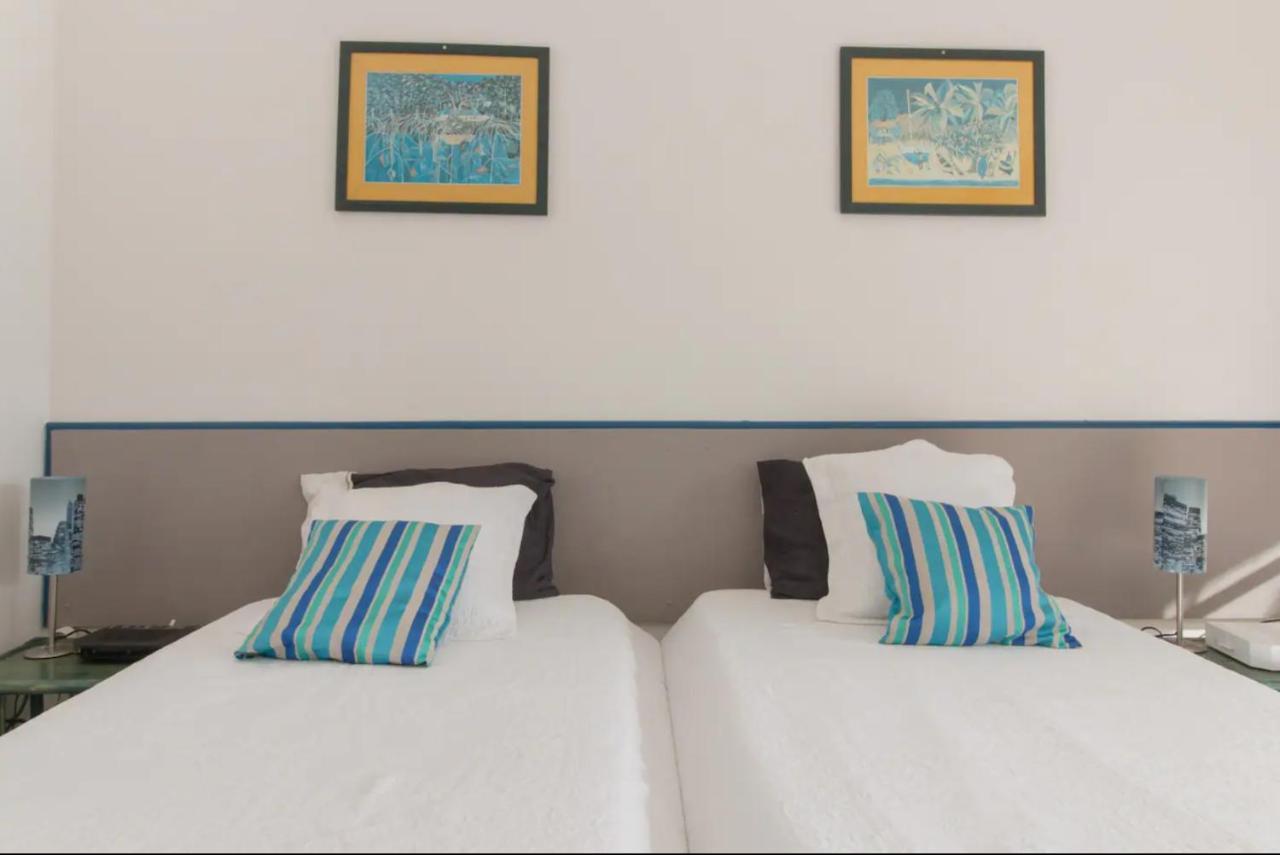 Apartament Un Pied-A-Terre Face A La Marina Le Marin Zewnętrze zdjęcie